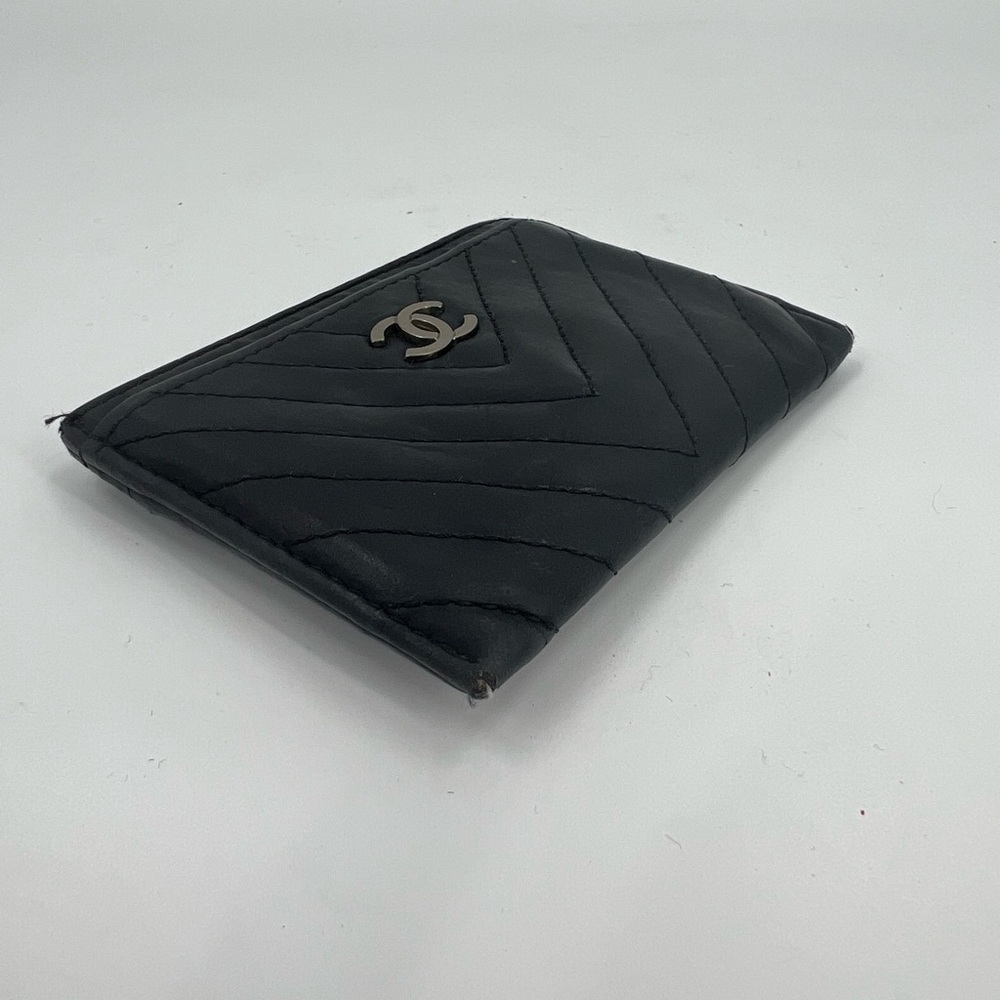 Chanel Calfskin Card Holder Gem